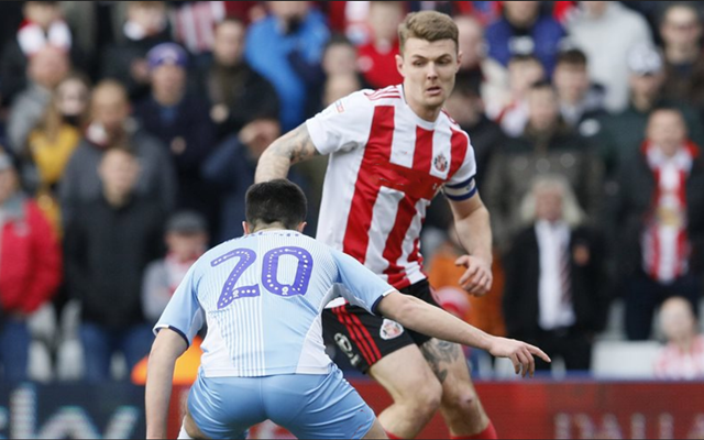 利兹联主场胜利,球队士气高总比分: 利兹联主场胜利,球队士气高总比分: