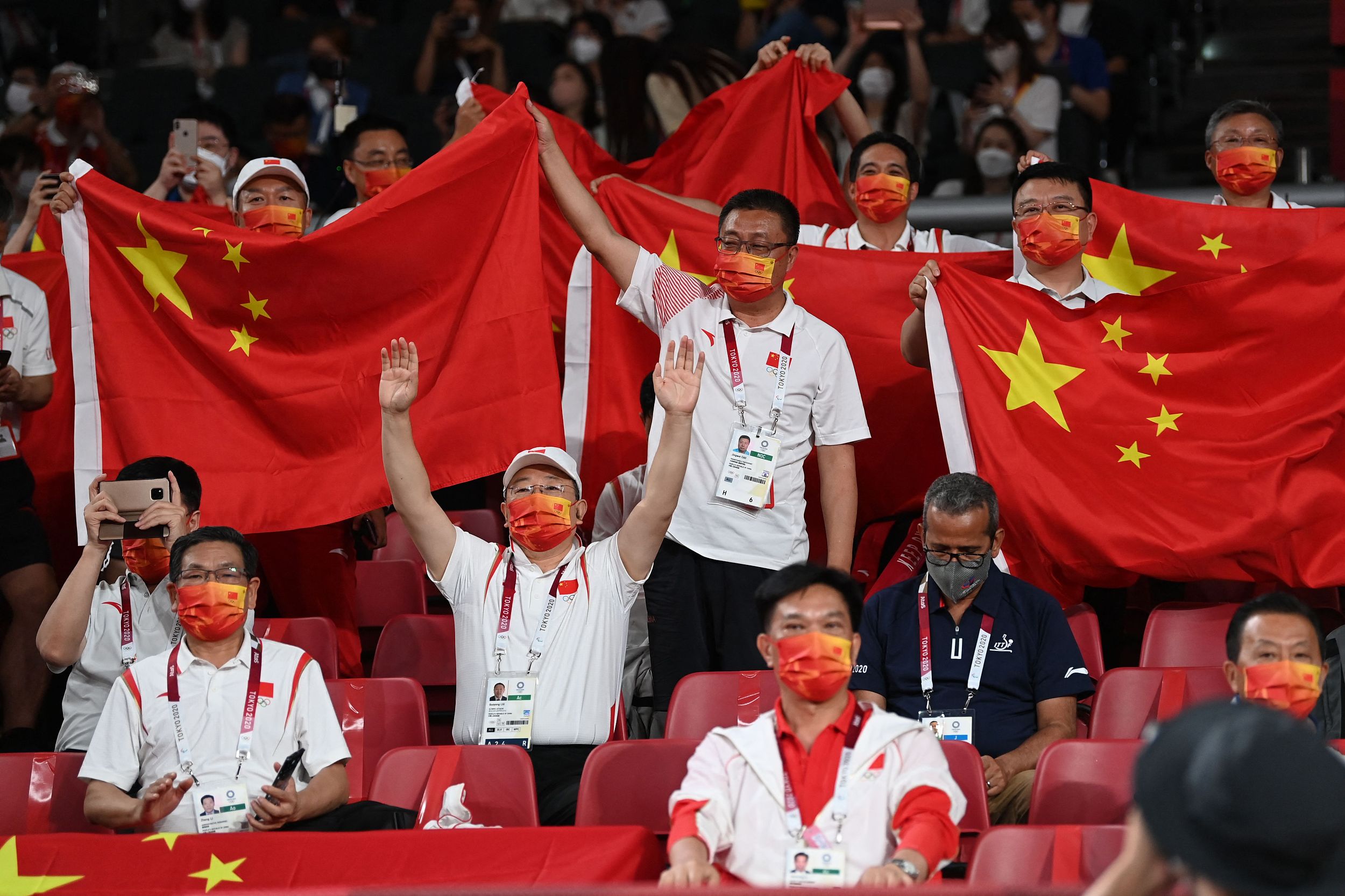 中国队轻取韩国队,许昕扛起全队 中国队轻取韩国队,许昕扛起全队