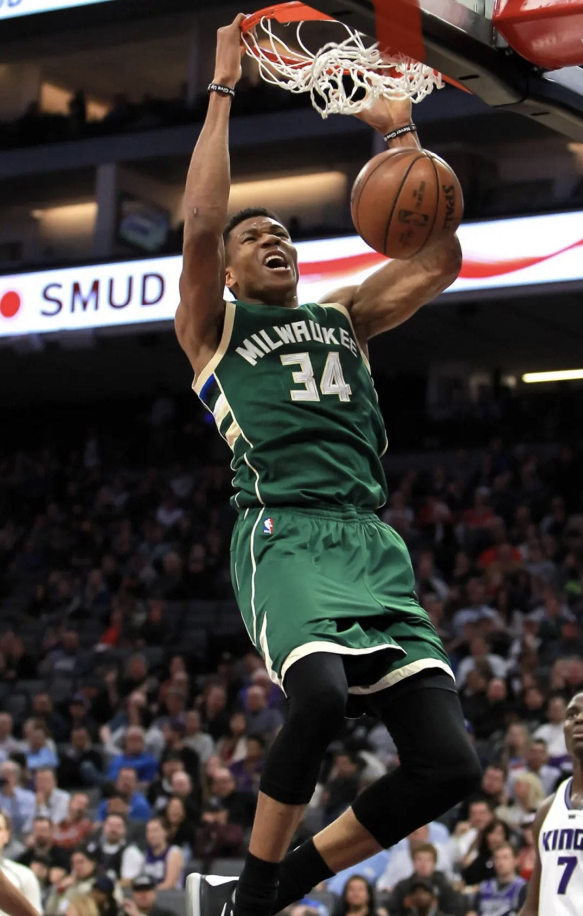 开云APP-国王爆冷马刺，字母哥关键制胜的简单介绍