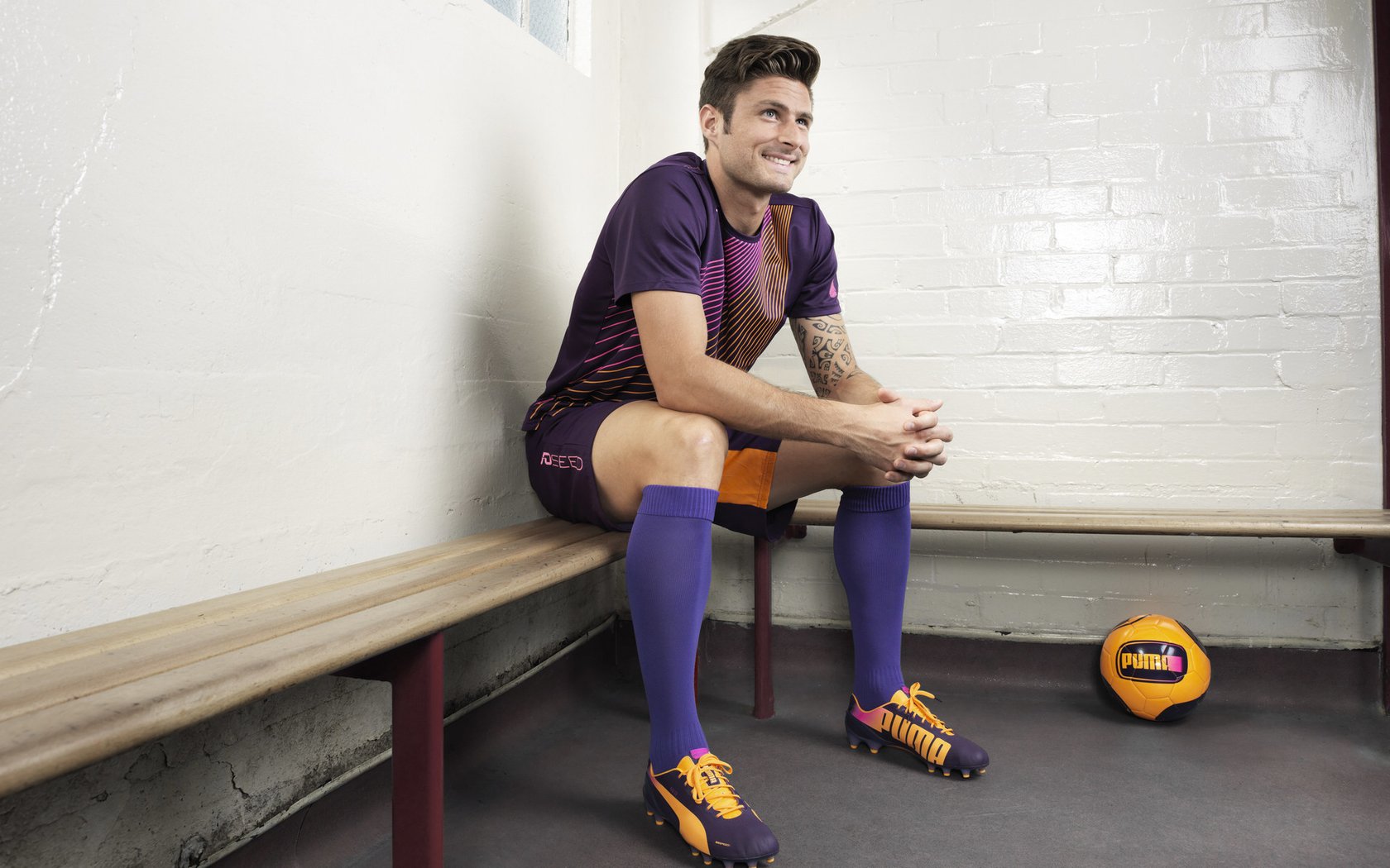 90分钟的围城与12秒的突围,当沙特用锁链哲学遭遇罗德里戈的天才刺剑